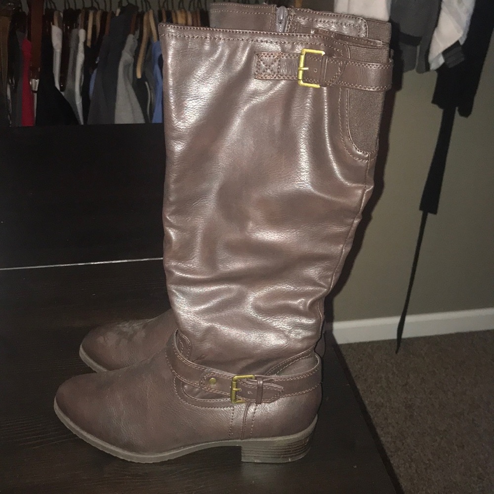GH Bass & Co. Brown Boots